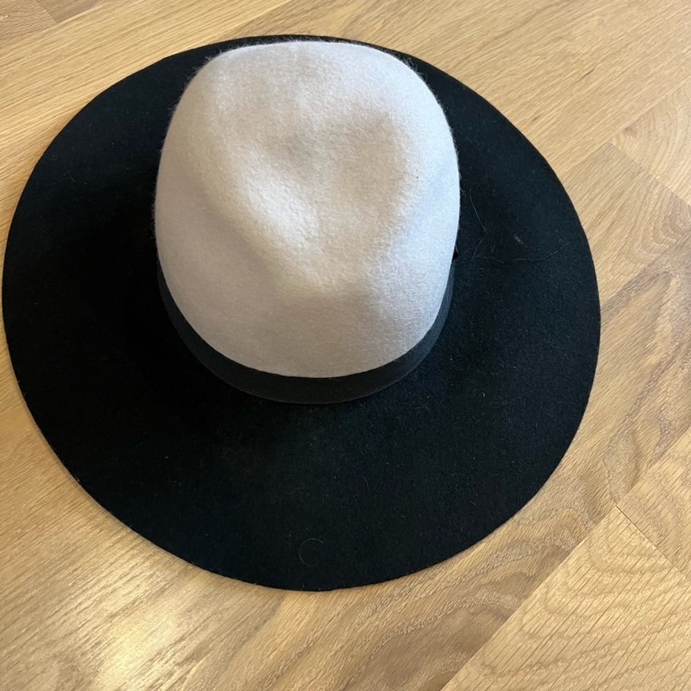 Forever New Floppy lilac and black hat